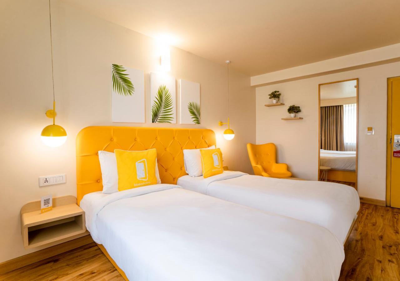 Bloom Hotel - Джаму Екстериор снимка