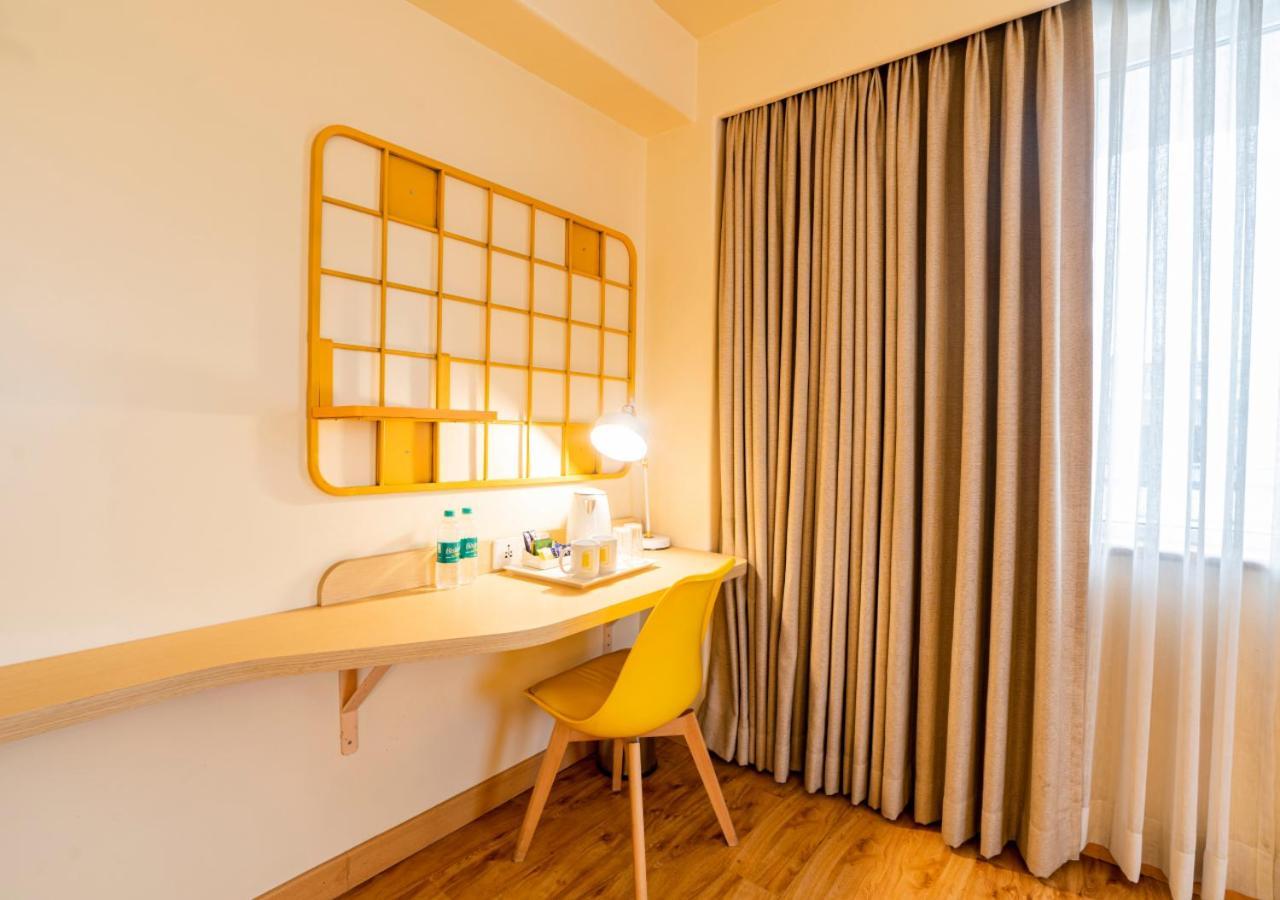 Bloom Hotel - Джаму Екстериор снимка